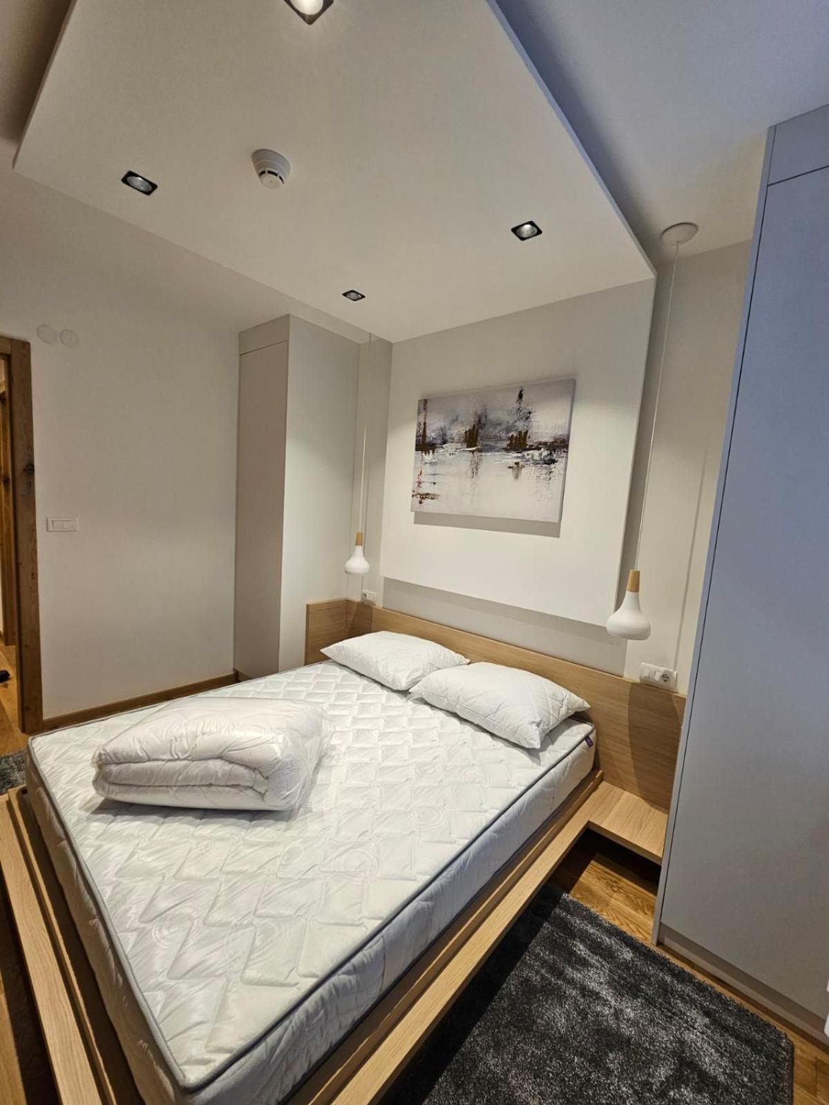 Apart Hotel Zlatni Javor, Apartment 410 Яхорина Экстерьер фото
